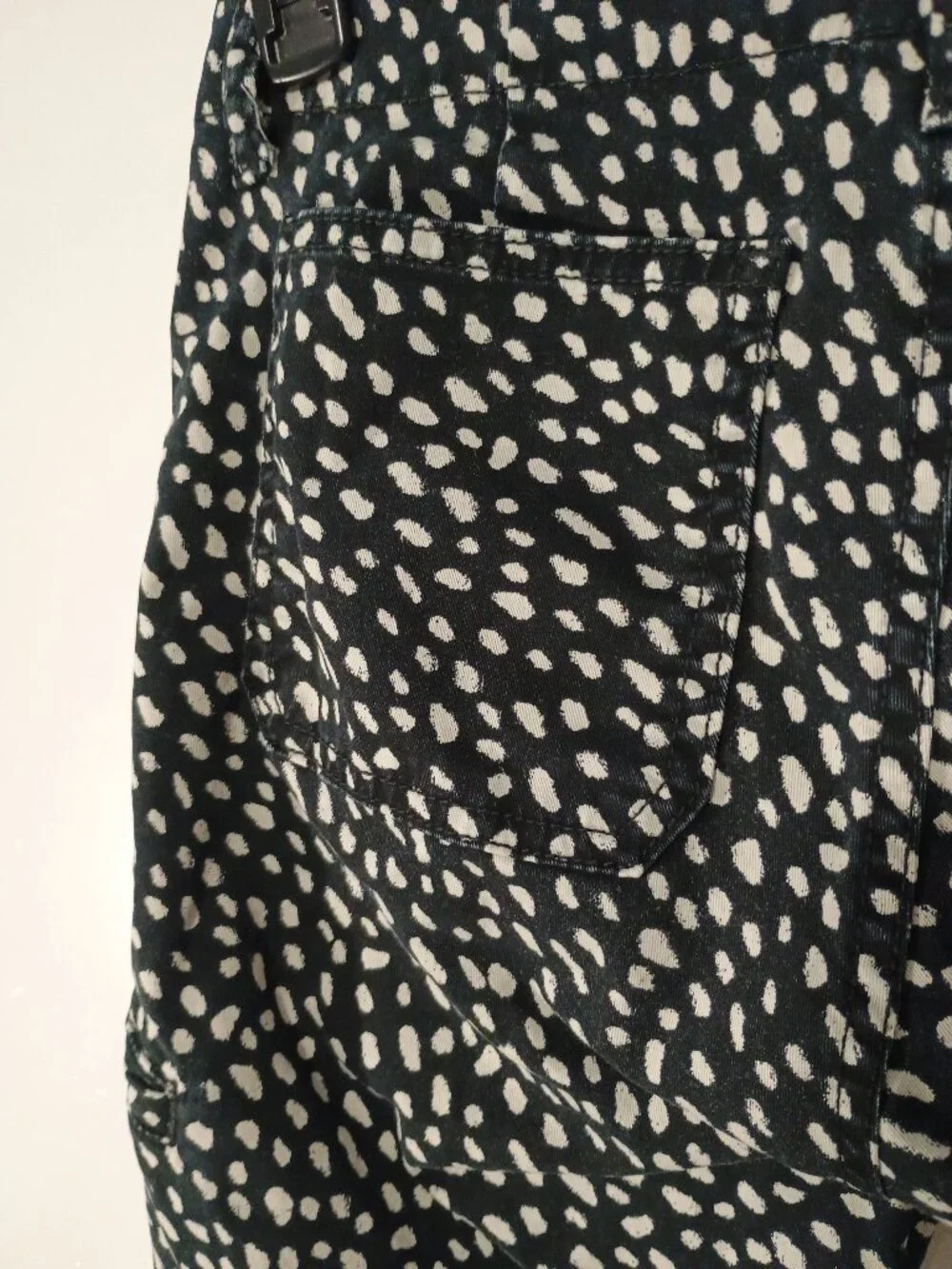 Tory Burch Dotted Pony Walker Cargo Skinny Pants Size: 27 / US 4